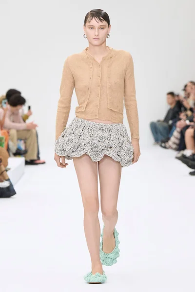 Look 34
